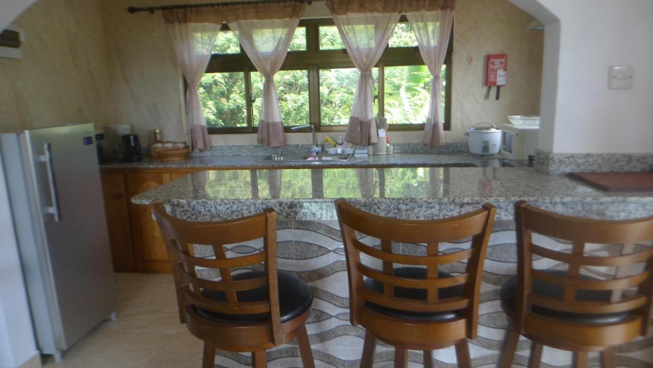 Belle Rose Vue Guest House Baie Sainte Anne Ngoại thất bức ảnh